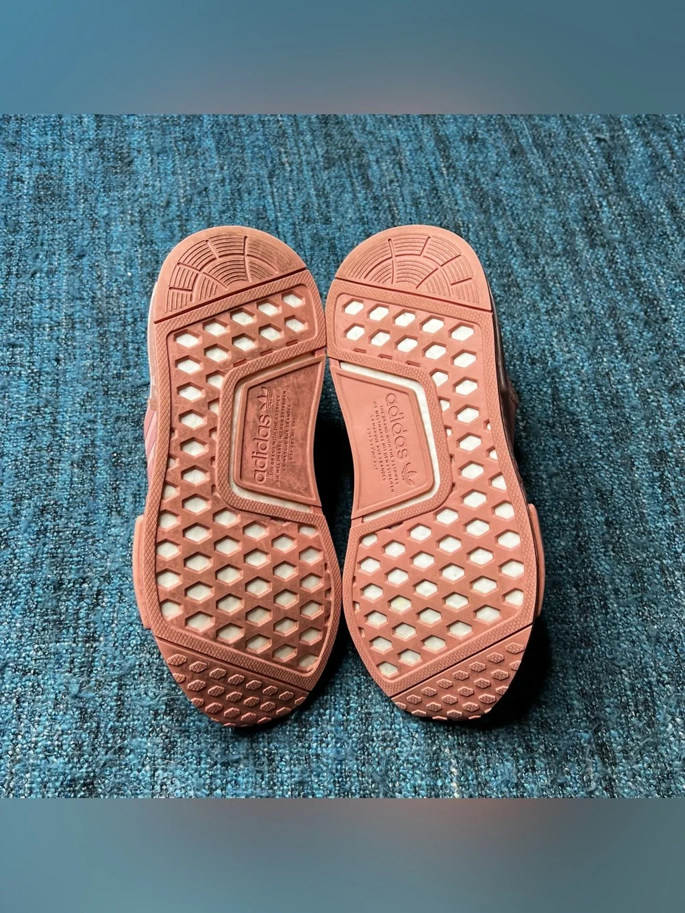 Adidas NMD R1 Sneakers in Trace Pink Women's Size 5.5 Athletic Shoes FV1796